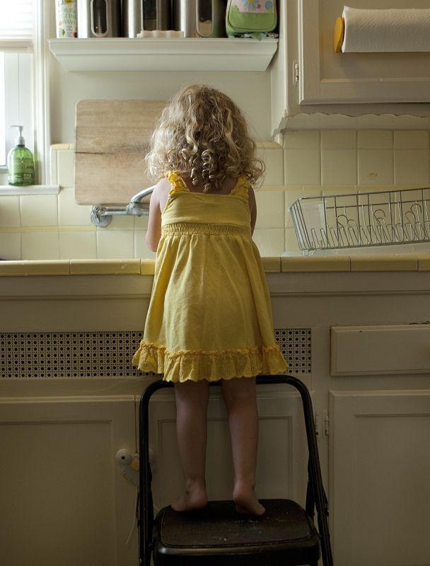 Here Are Some Chores Your Kid Can Do Based On Their Age