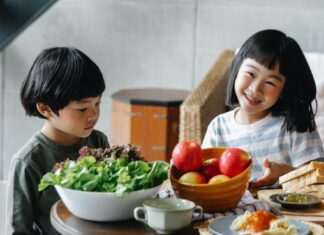 Children eating healthy food