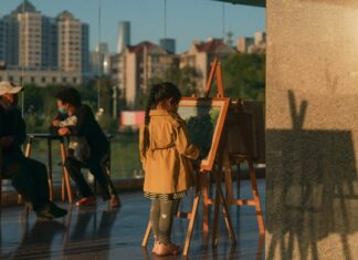 Girl Painting