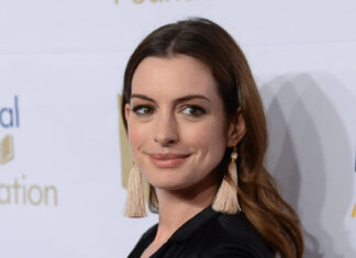 Anne Hathaway at the 68th National Book Awards in 2017