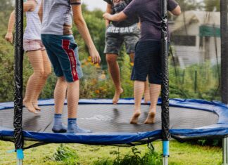 Trampoline