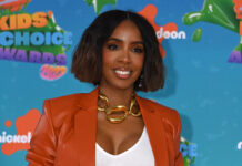 Kelly Rowland at the Nickelodeon Kids' Choice Awards in March 2023