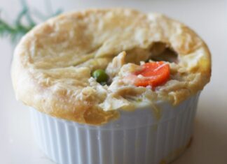 Mini chicken pot pie