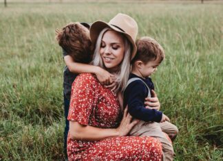 mom and kids