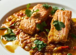 Salmon curry