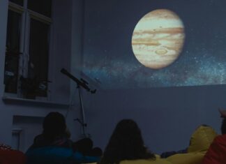 Children with telescope